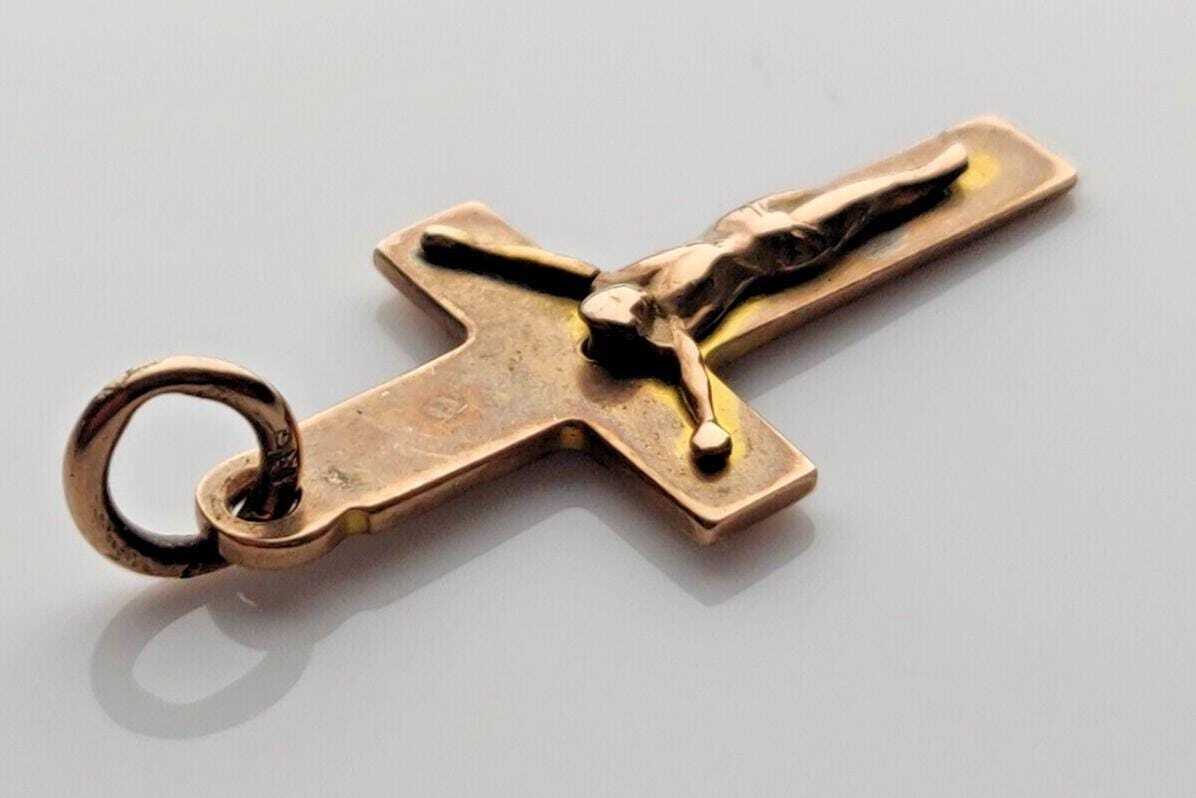 9ct Rose Gold Crucifix Cross Pendant Diamond Raised Design Hallmarked