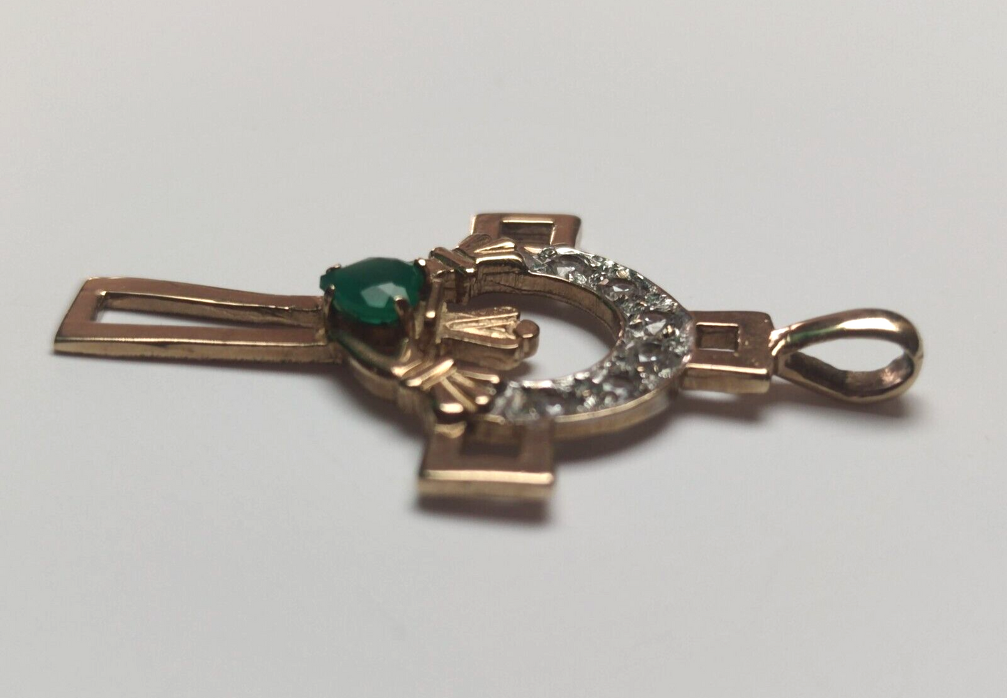 9ct Yellow Gold Cross Pendant Green Agate Gemstone Size: 44mm x 33mm
