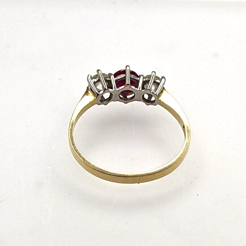 14ct Yellow Gold Ring Red Ruby Three Stone Setting UK Ring Size R
