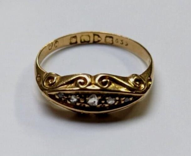 18ct Gold Georgian Ring Round Diamonds Bezels Setting UK Ring Size P