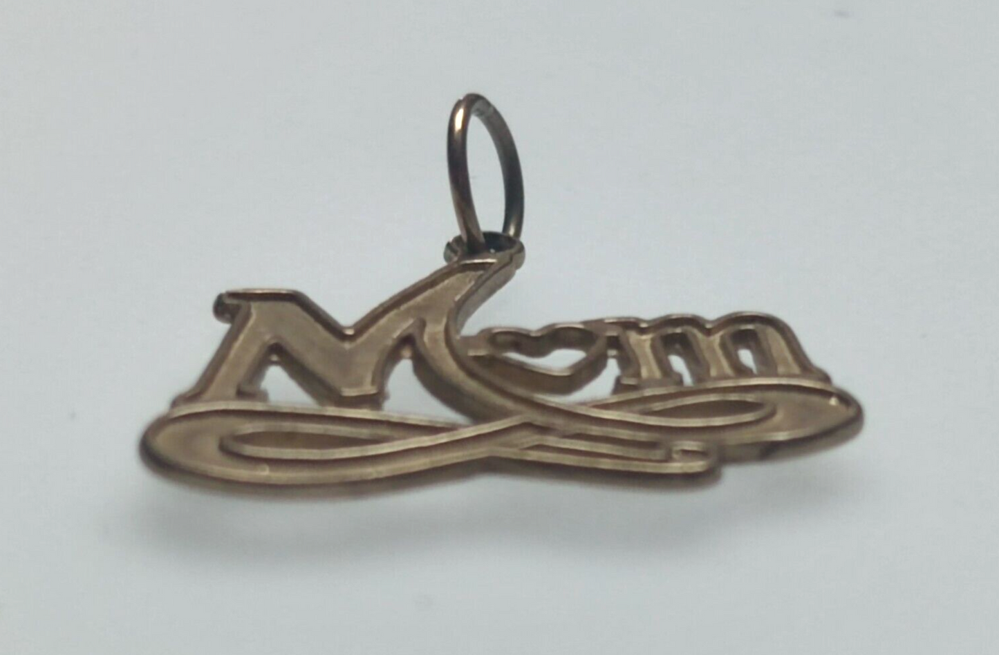 Mum 9ct Yellow Gold Pendant Charm Shaped "MUM" Text 20mm x 21mm Solid Gold