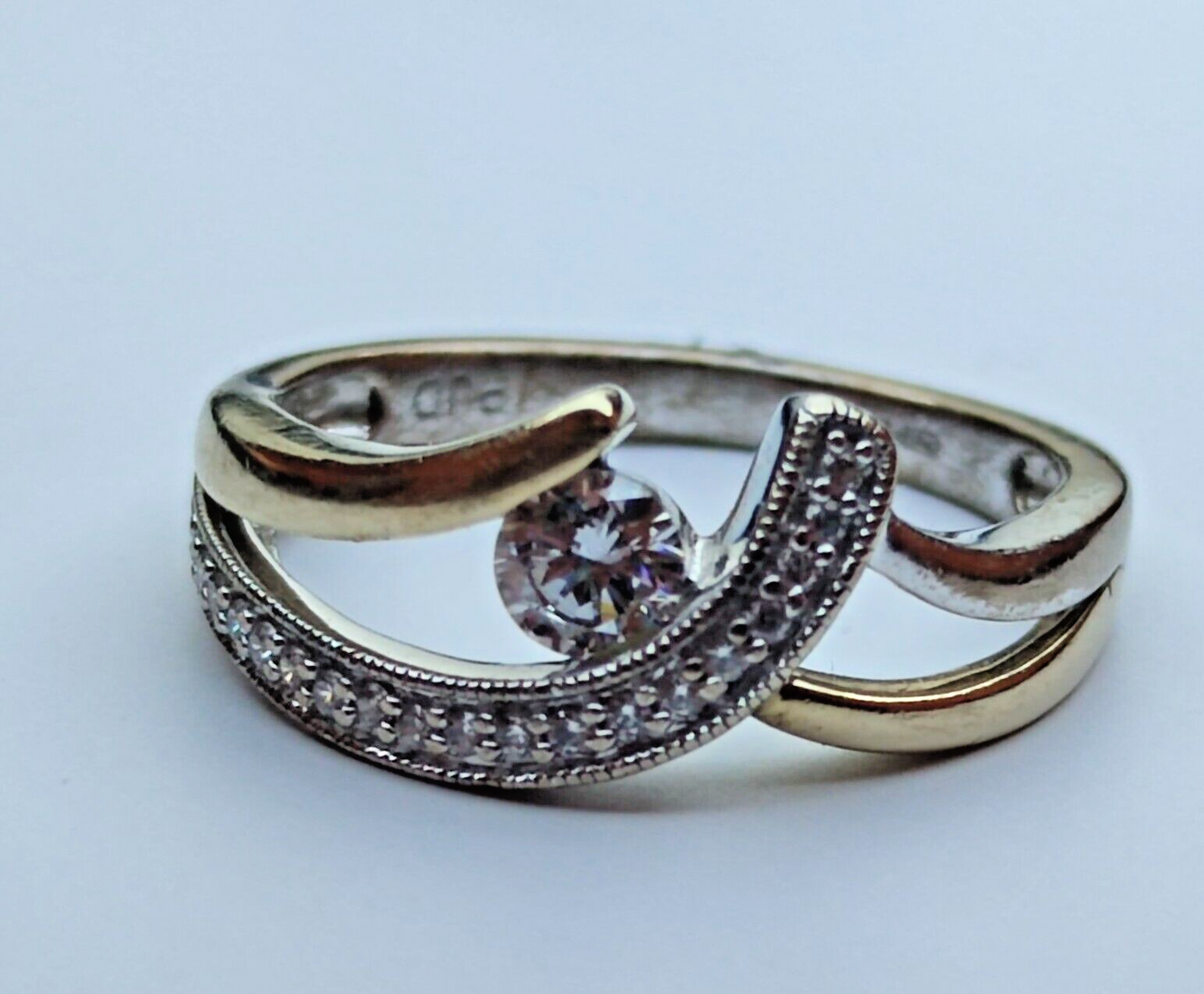 9ct Yellow Gold Diamond Ring Colourless Gemstones Crossover Band UK Ring Size N
