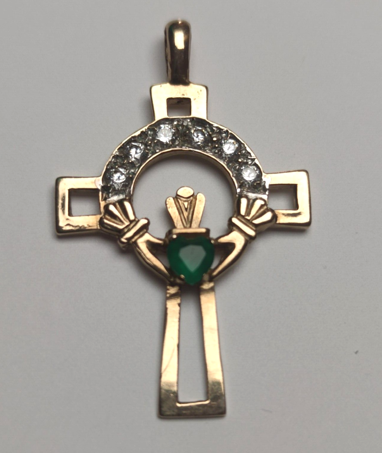 9ct Yellow Gold Cross Pendant Green Agate Gemstone Size: 44mm x 33mm