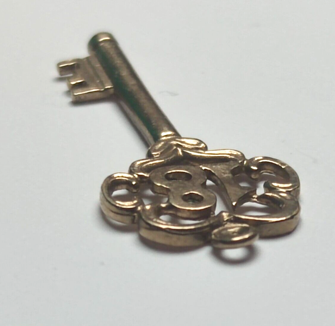 18th Birthday Key Gold Charm 9ct Yellow Gold Size: 28mm x 13mm Solid Gold