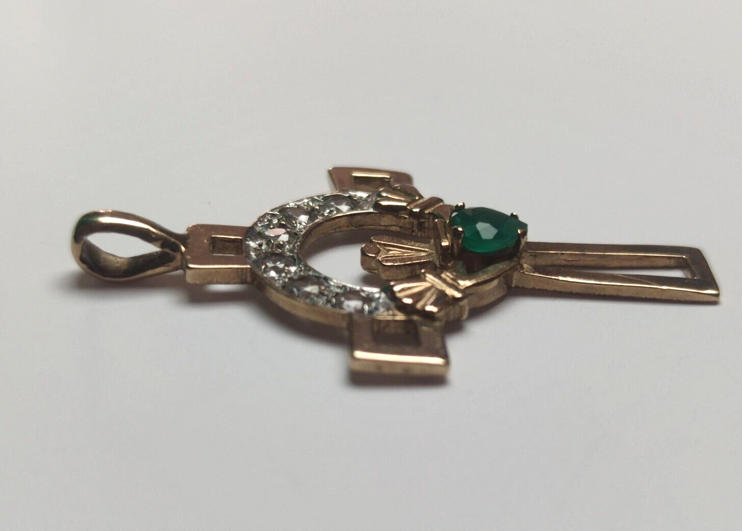 9ct Yellow Gold Cross Pendant Green Agate Gemstone Size: 44mm x 33mm