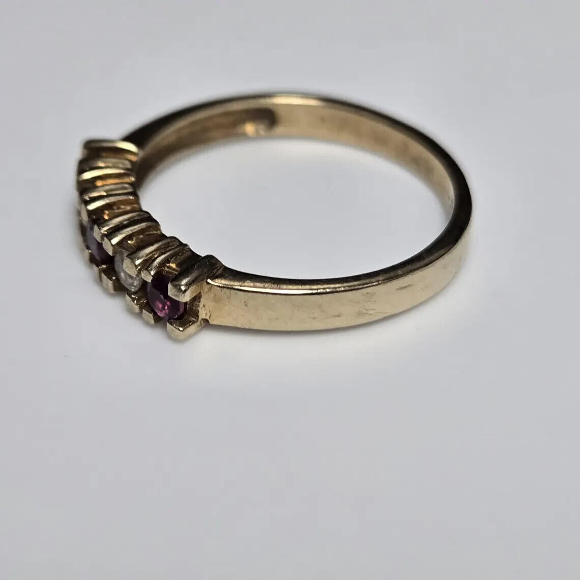 9ct Yellow Gold Ring Red Garnet And Quartz Gemstones UK Ring Size O