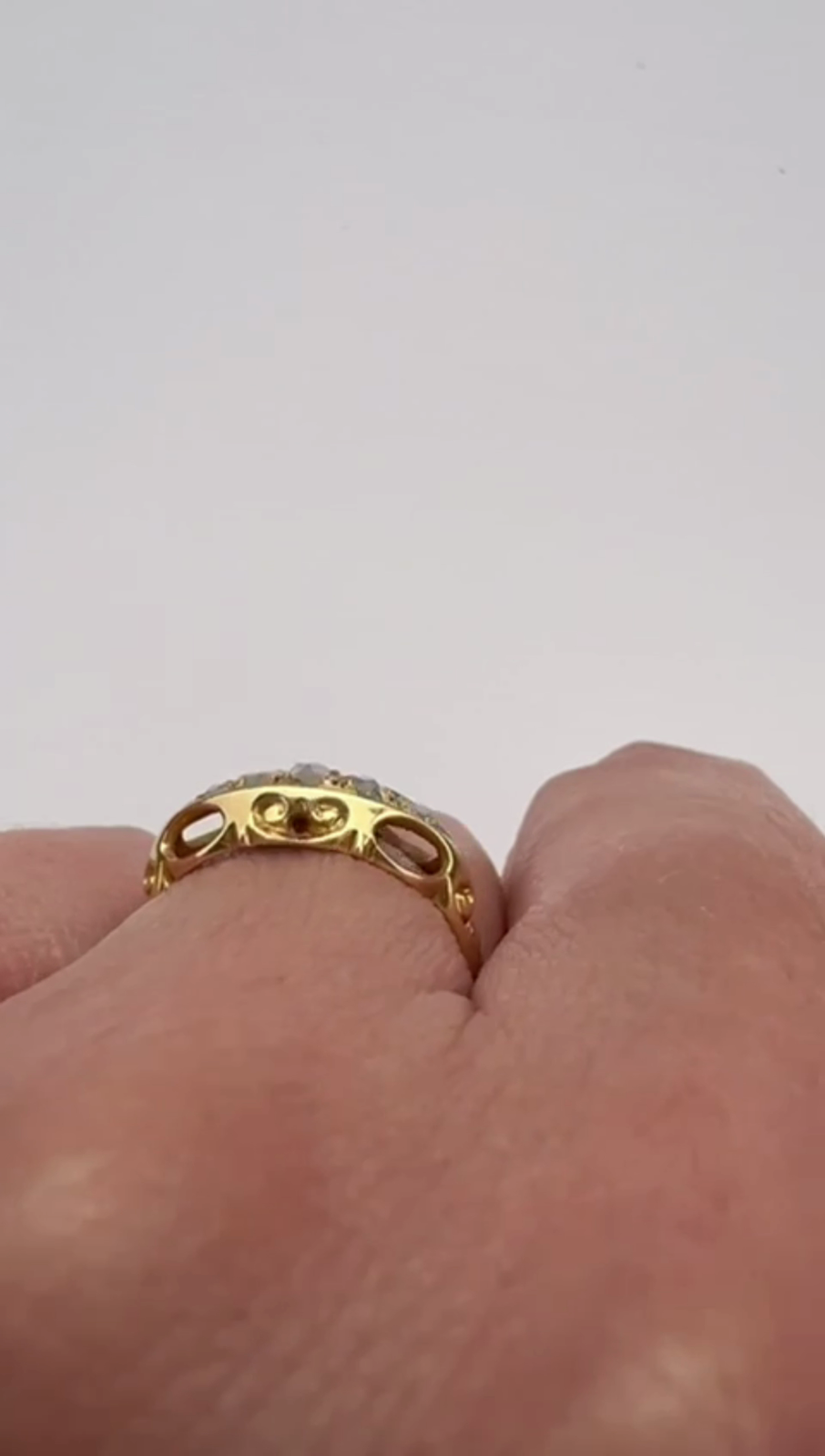 18ct Gold Georgian Ring Round Diamonds Bezels Setting UK Ring Size P