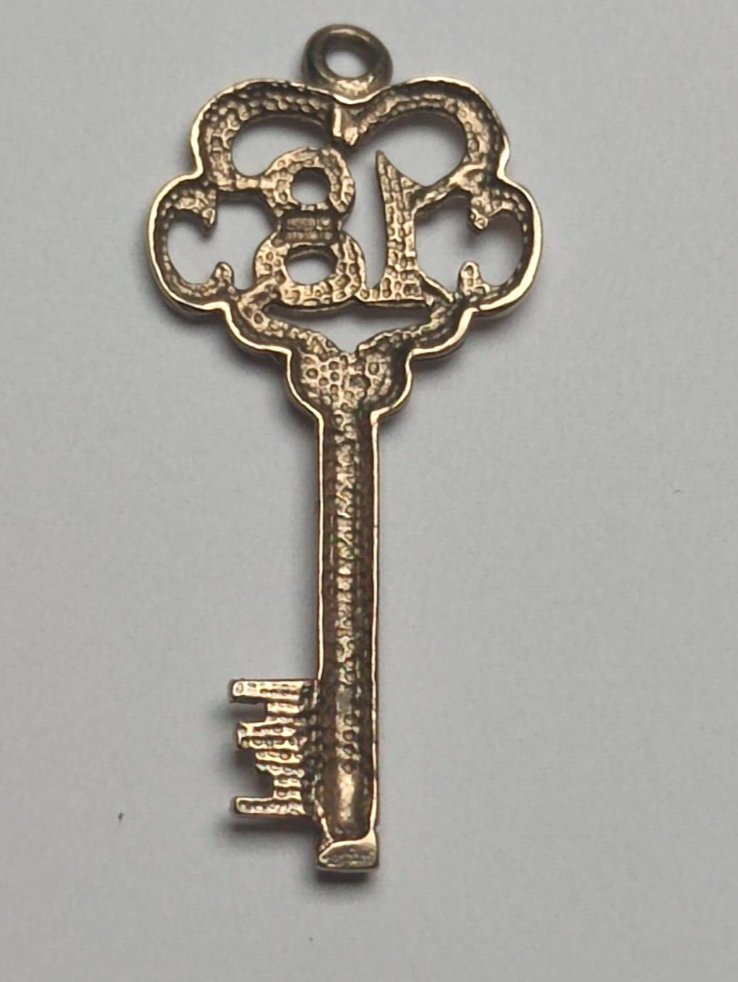 18th Birthday Key Gold Charm 9ct Yellow Gold Size: 28mm x 13mm Solid Gold