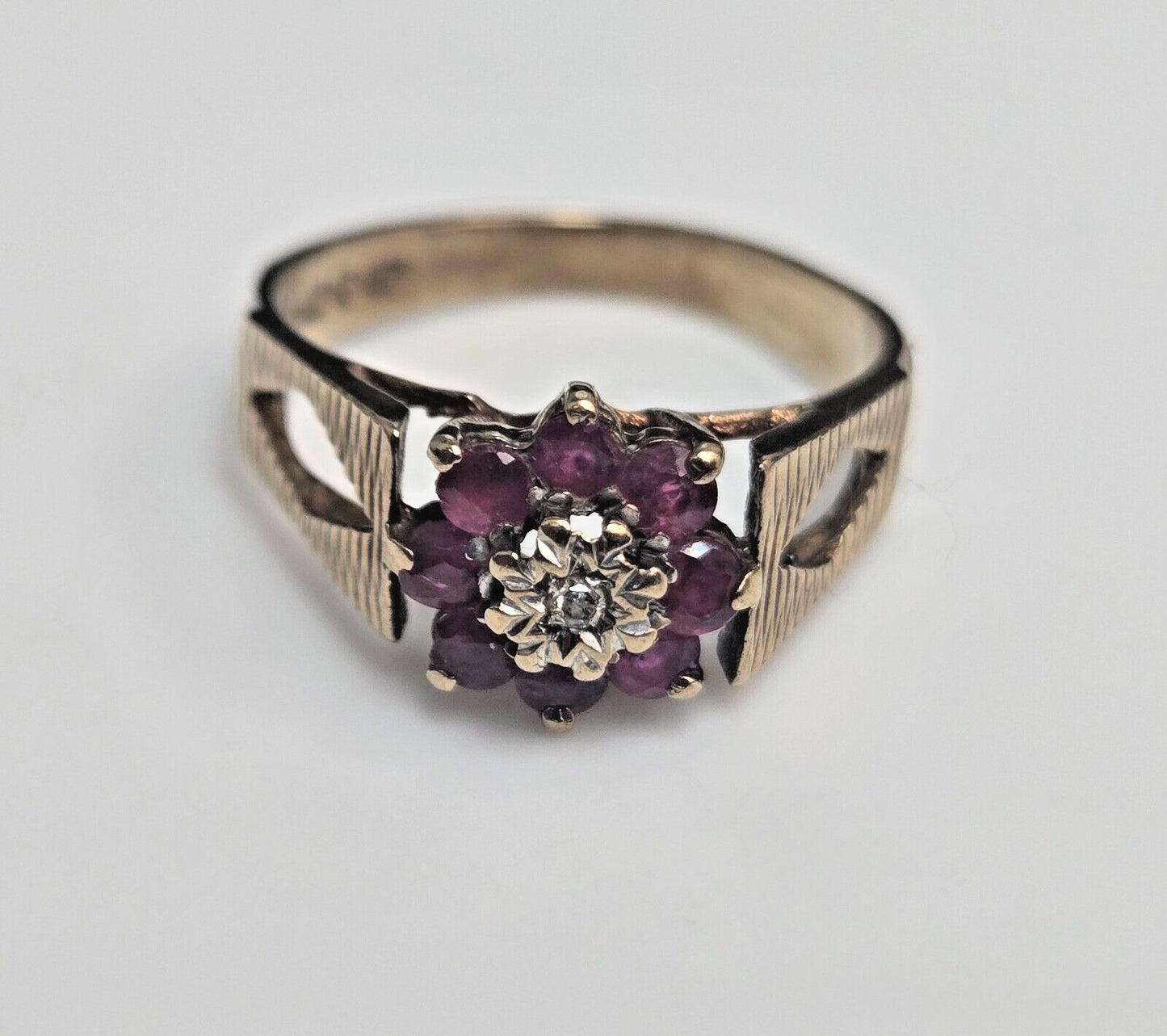 9ct Yellow Gold Pink Ruby Diamonds Cluster Setting Ring Size J