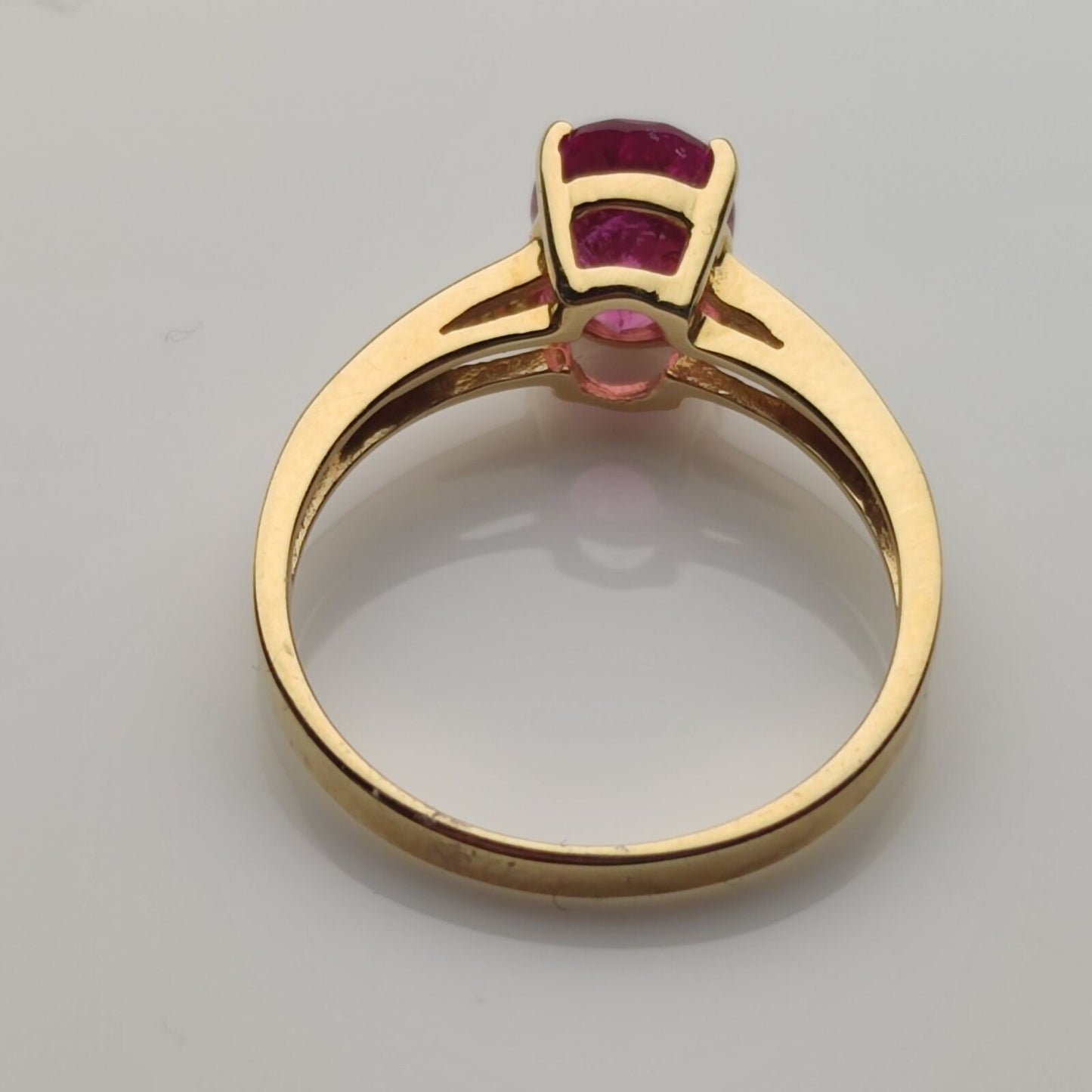 18ct Yellow Gold Ring Pink Kunzite & Diamond Channel Set Ring Size N 1/2