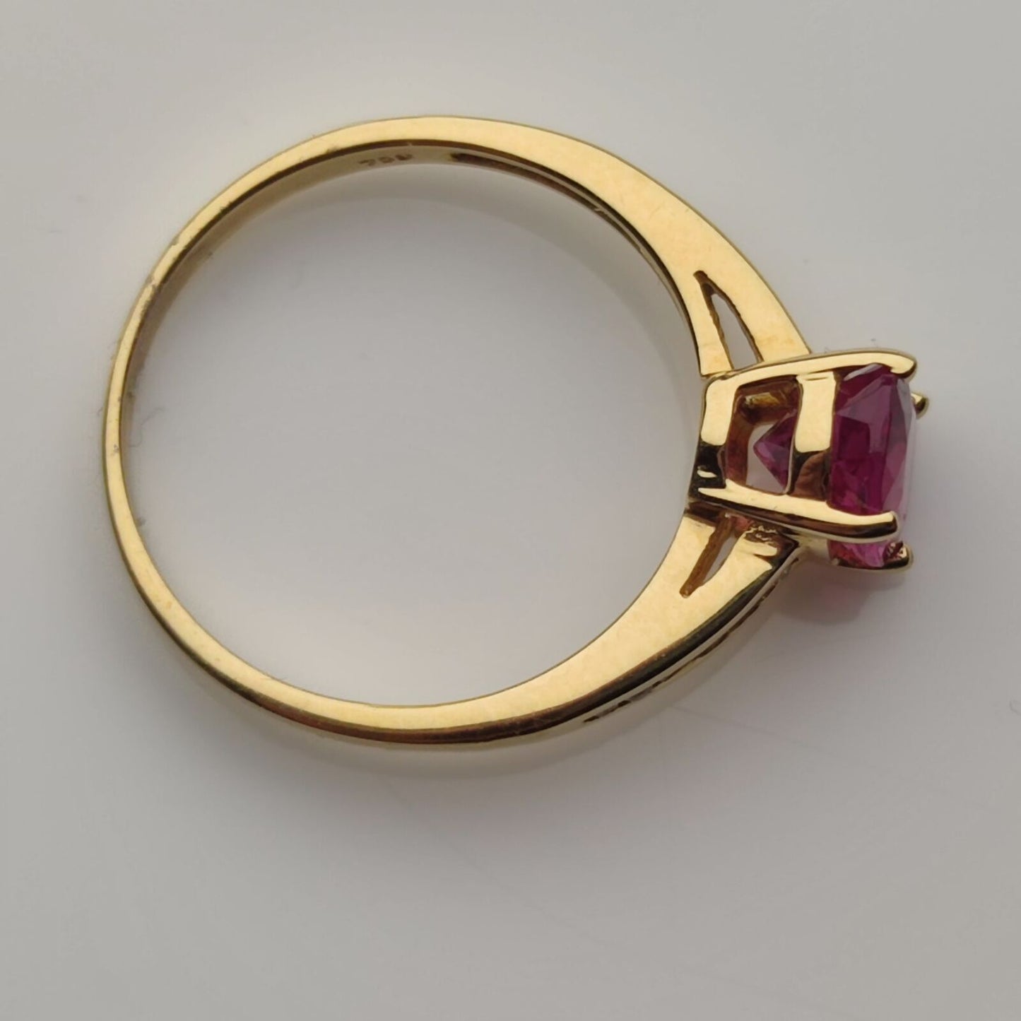 18ct Yellow Gold Ring Pink Kunzite & Diamond Channel Set Ring Size N 1/2