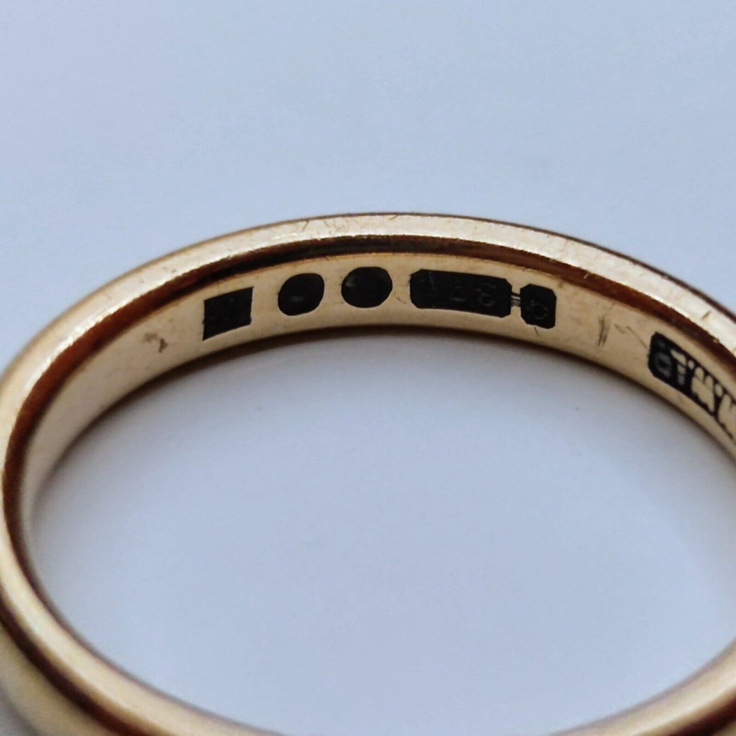 9ct Yellow Gold Wedding Band 3mm Thick Fully Hallmarked UK Ring Size K
