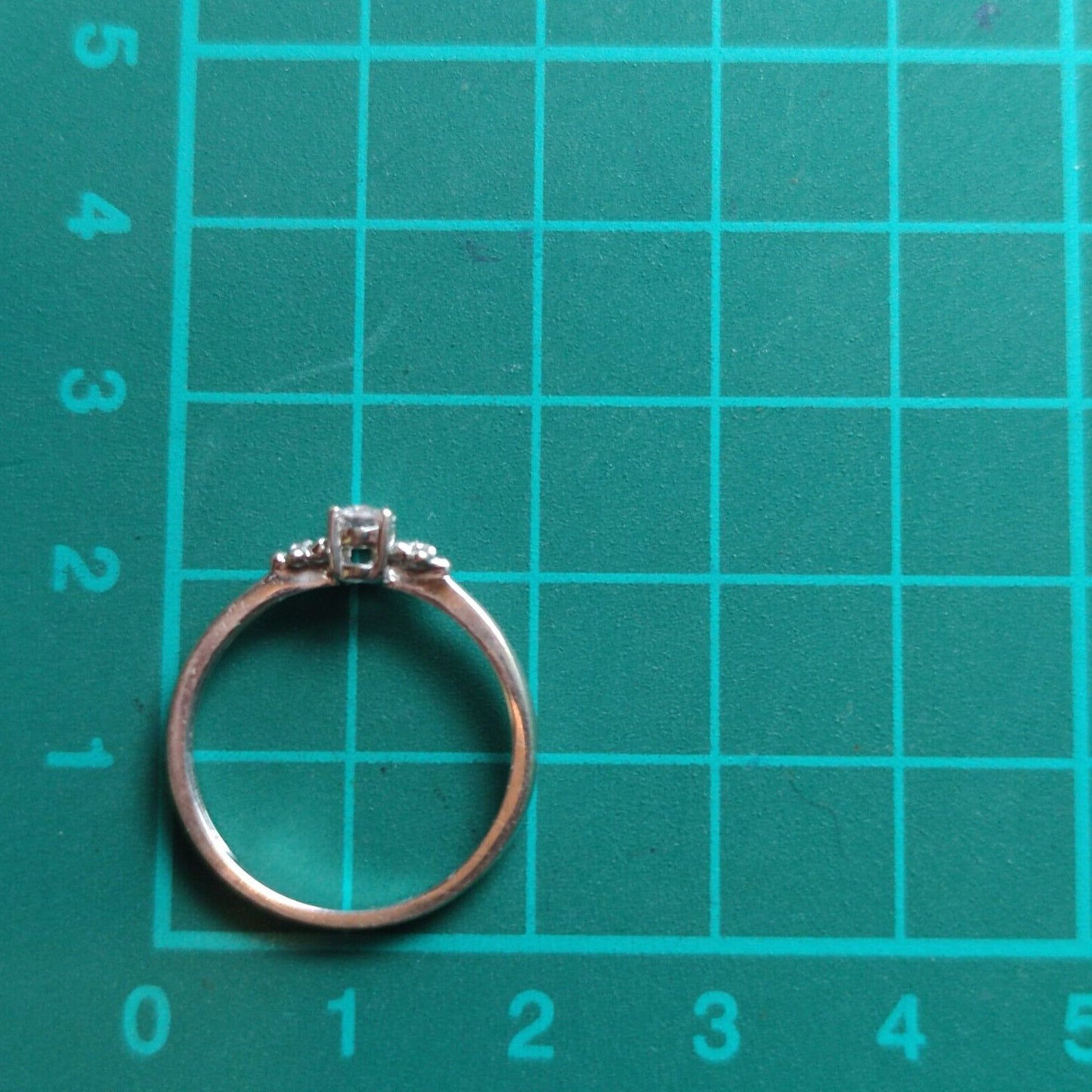 9ct White Gold Ring Rose Quartz and Diamond Natural Gemstones UK Ring Size O