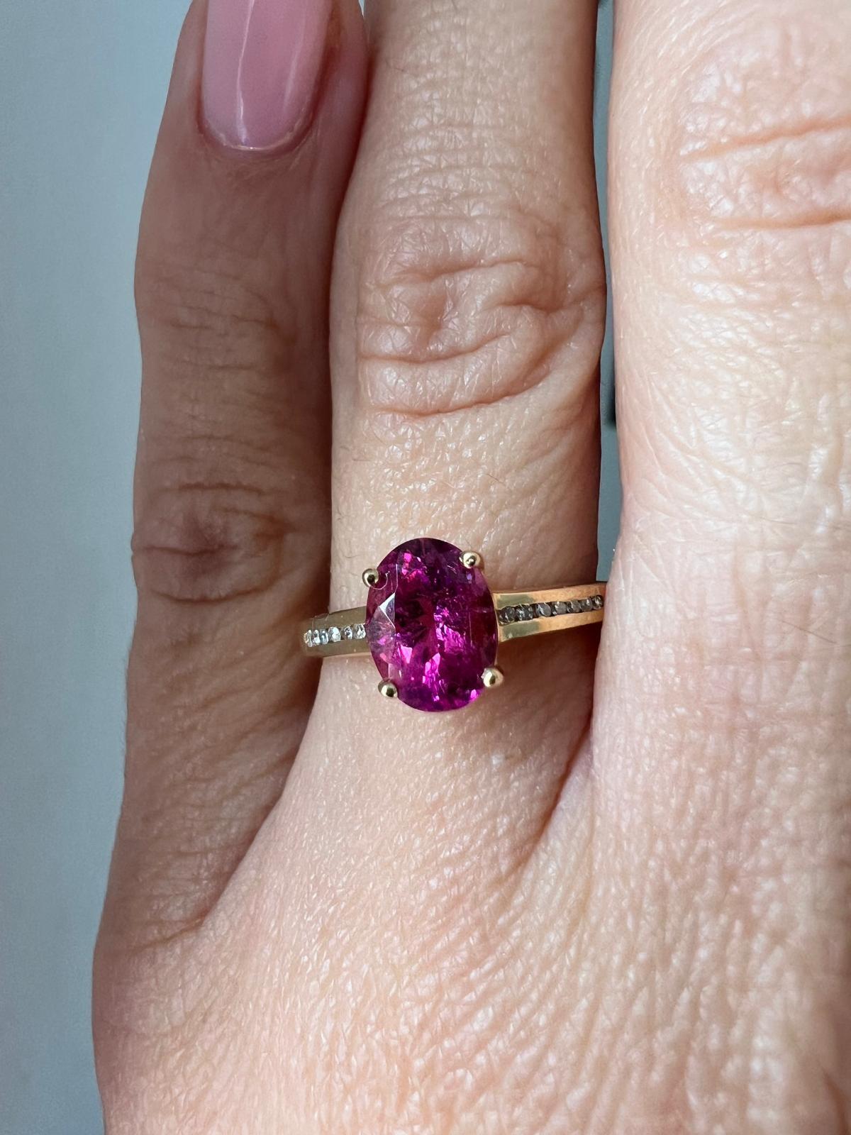 18ct Yellow Gold Ring Pink Kunzite & Diamond Channel Set Ring Size N 1/2