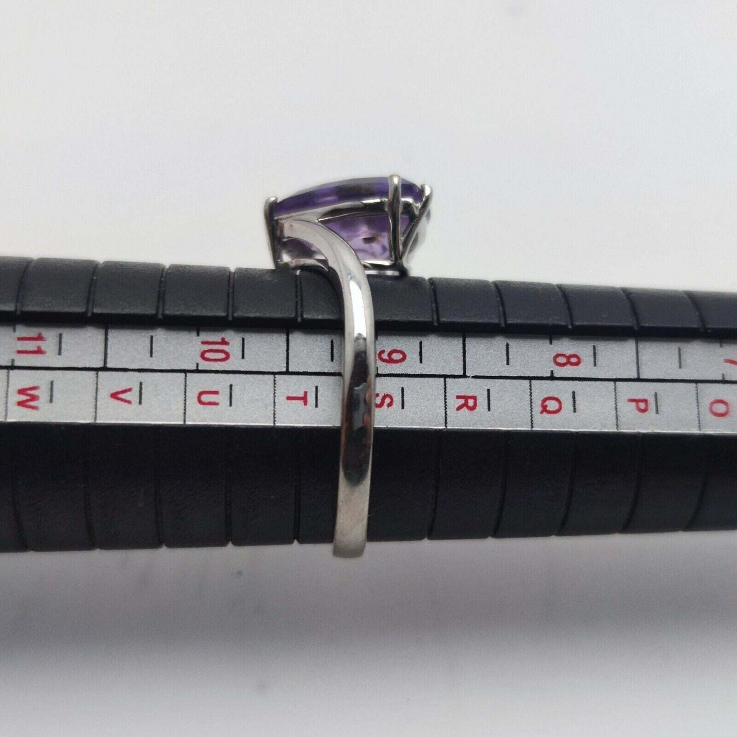 9ct White Gold Ring Purple Amethyst and Diamond Natural Gemstones Ring Size S