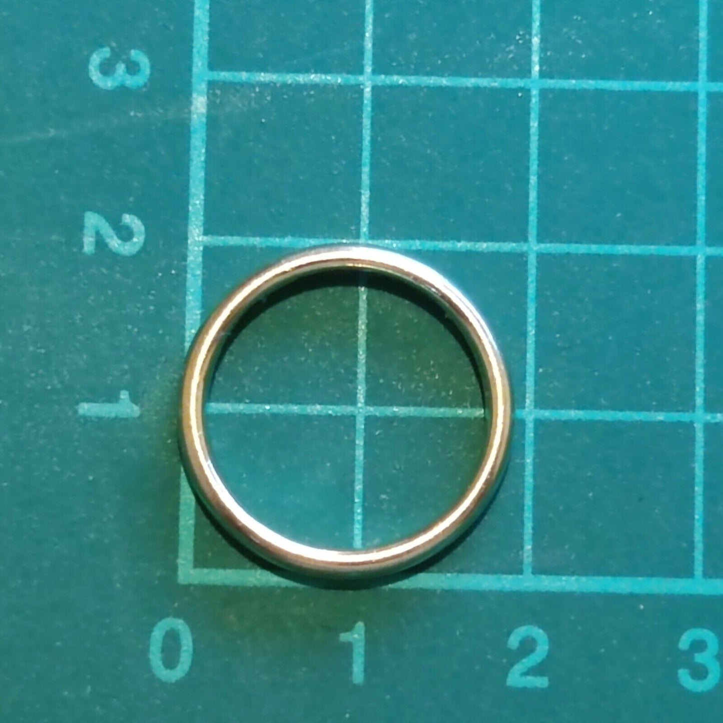 9ct Yellow Gold Wedding Band 3mm Thick Fully Hallmarked UK Ring Size K