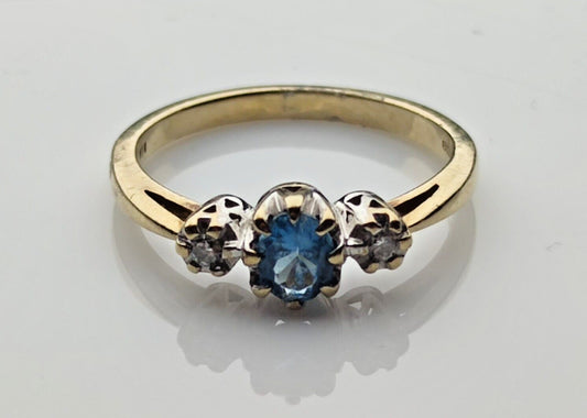 9ct Yellow Gold Ring Blue Oval Topaz and Diamonds Gemstones UK Ring Size N 1/2