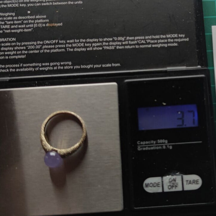 9ct Yellow Gold Ring Lavender Jade Textured Band Statement Ring Size R