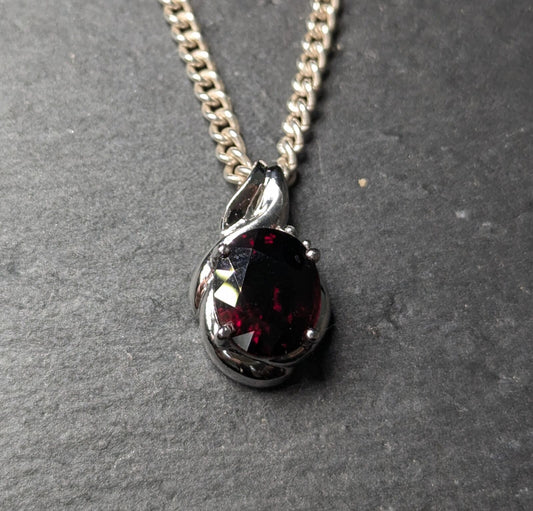 9ct White Gold Pendant Garnet Diamond Drop Pendant - 9ct White Gold