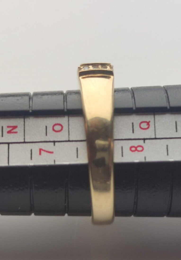9ct Yellow Gold Ring Blue Tanzanite and Diamonds Ring Size O 1/2