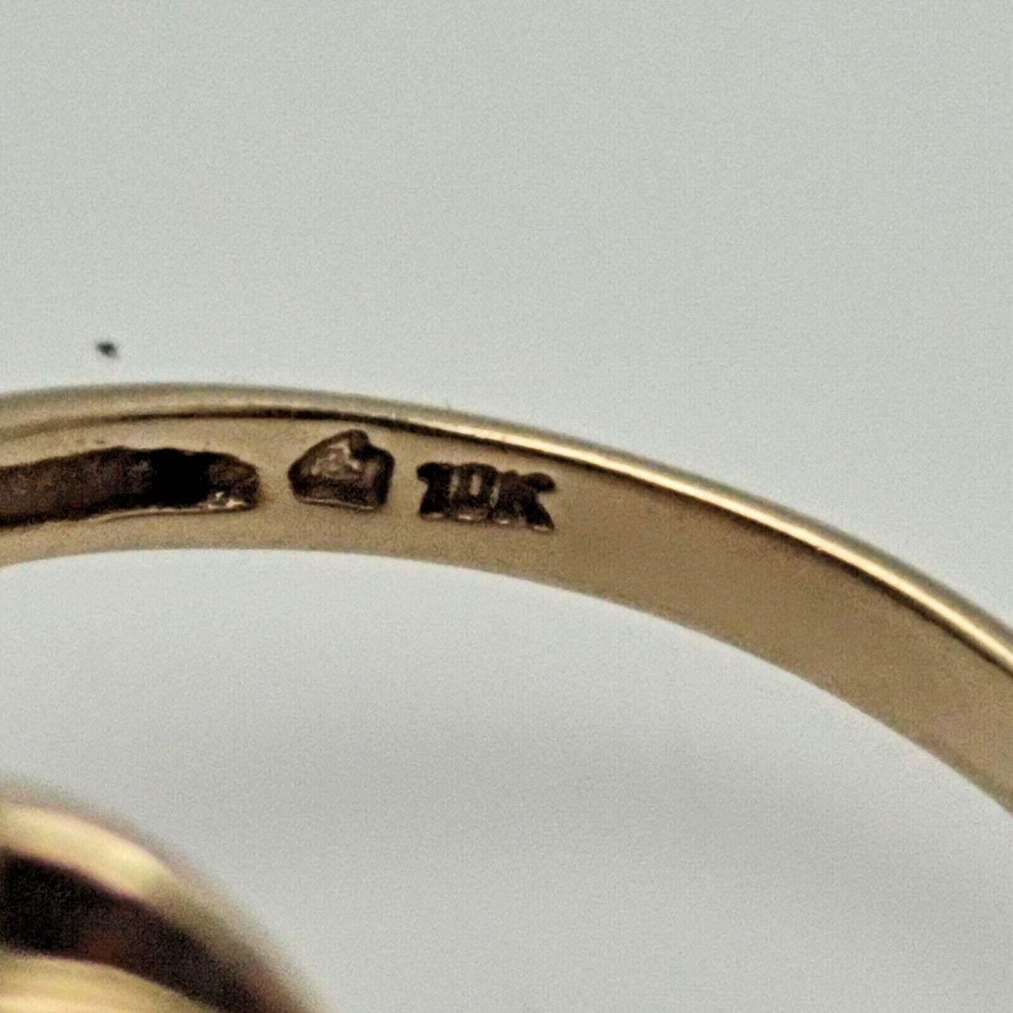 9ct Yellow Gold Ring Size N 1/2 Blue Sapphire & Diamonds Stones Solid Gold