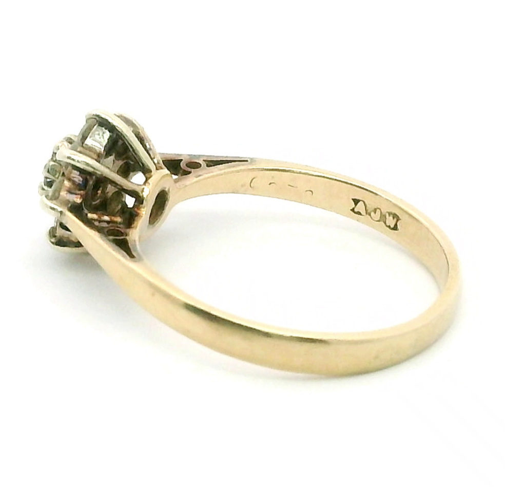9ct Yellow Gold Diamonds x9 Prong Setting 375 Hallmarked Ring Size K