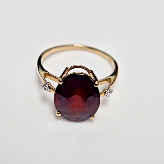 9ct Yellow Gold Red Oval Garnet Gemstone UK Ring Size N 1/2