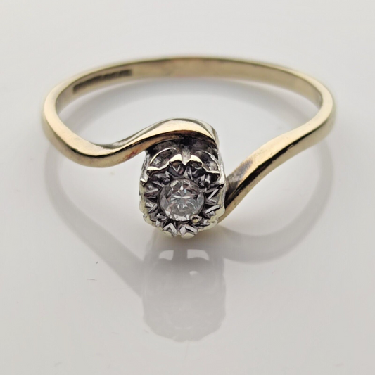 9ct Yellow Gold Ring Single Round Diamond 0.10ct Gemstones UK Ring Size R