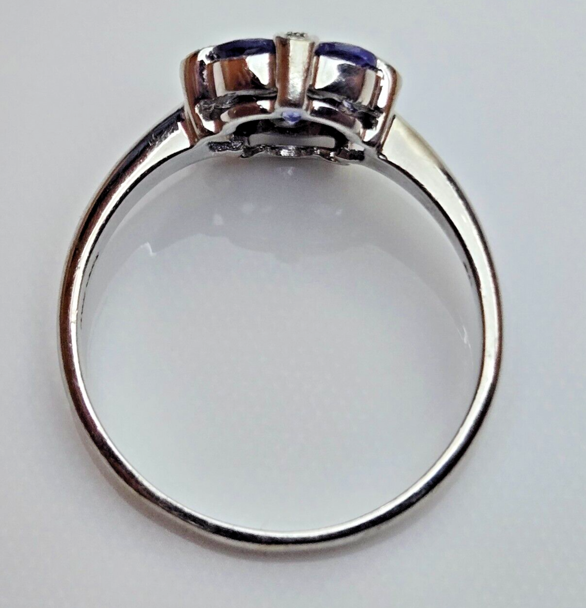 9ct White Gold Ring Blue Tanzanite and Diamonds 375 Hallmarked Ring Size R