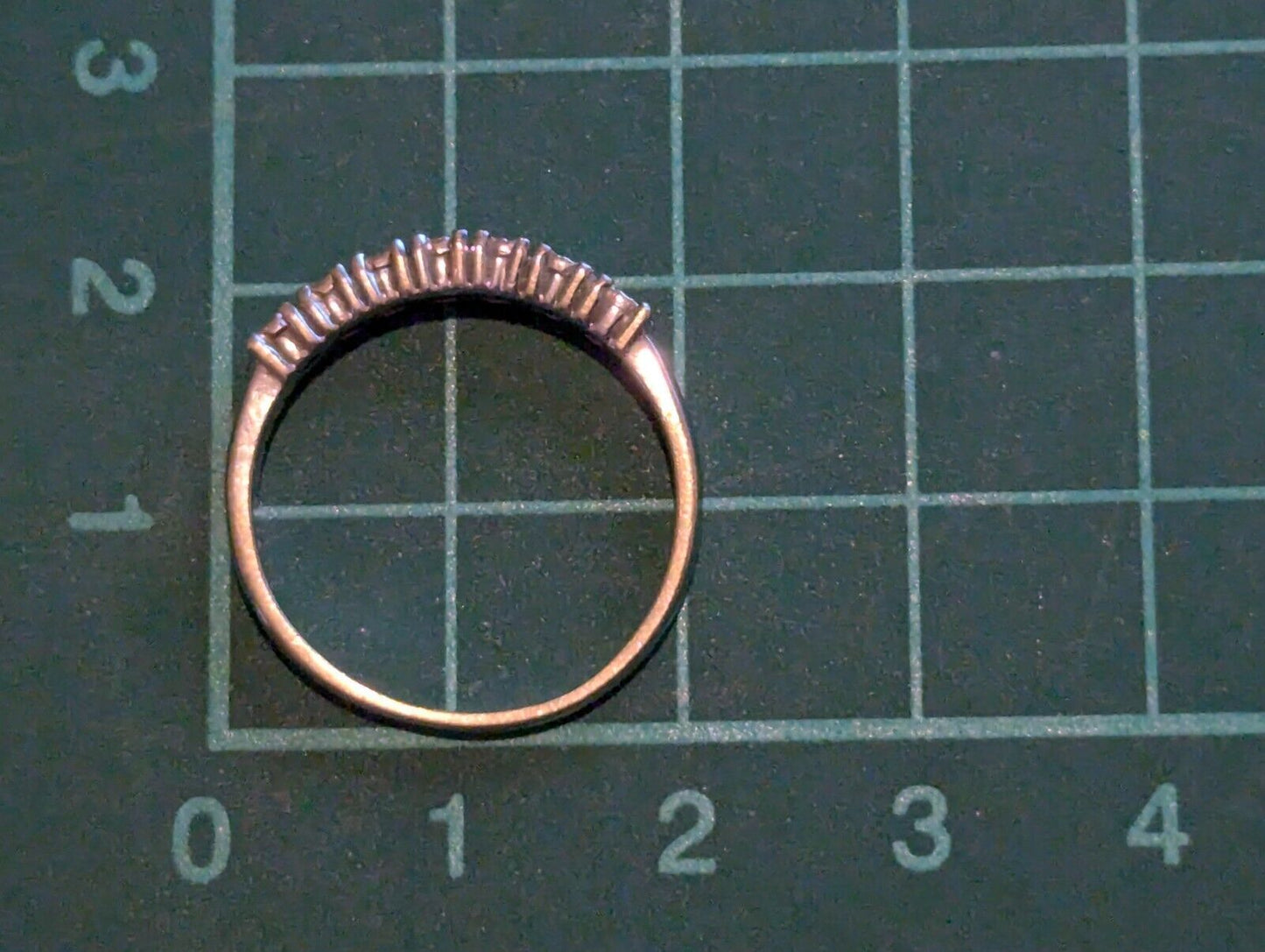 9ct Yellow Gold Ring Round Colourless Diamonds Prong Setting UK Ring Size P 1/2