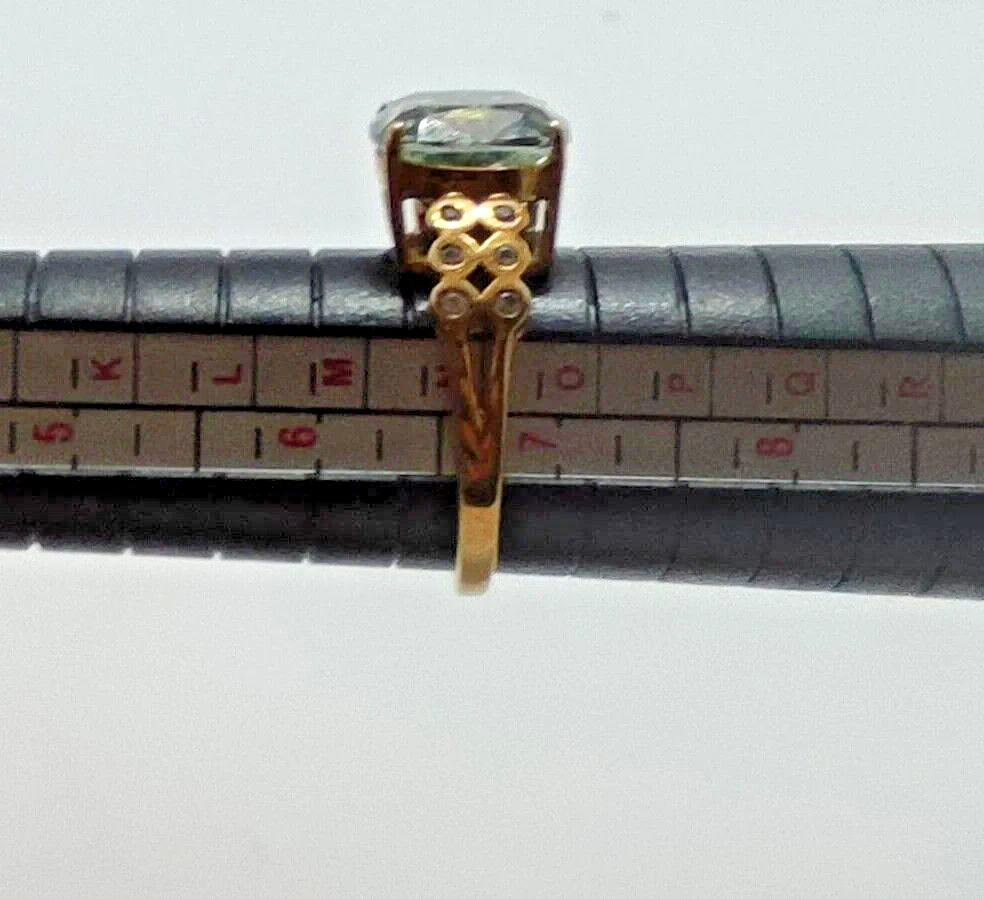 9ct Yellow Gold Ring Square Green Topaz & Small Round White Topaz Ring Size N