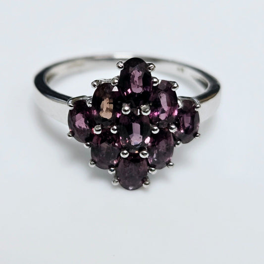 9ct White Gold Ring Oval Purple Topaz Gemstones Cluster Setting UK Ring Size S