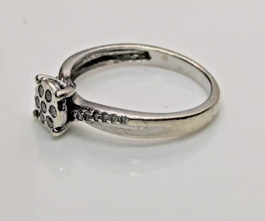 9ct White Gold Ring Diamond 0.20ct Colourless Gemstone Prong Setting Ring Size O