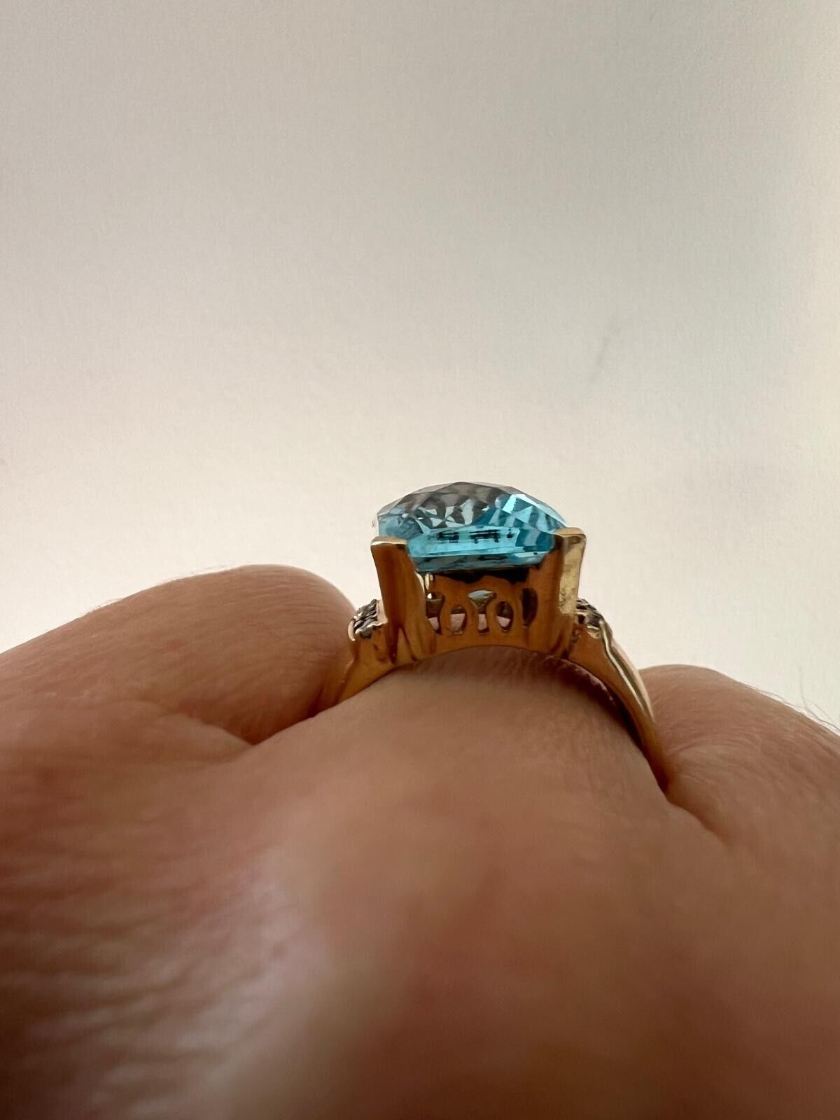 9ct Yellow Gold Ring Square Blue Topaz & Diamonds Gemstones Ring Size O 1/2