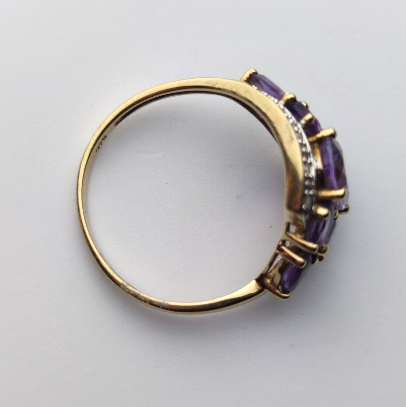 9ct Yellow Gold Ring Purple Amethyst White Diamonds Gemstones Ring Size: P