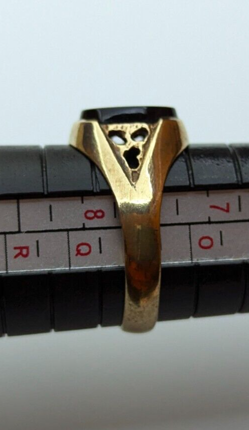 Men's 9ct Yellow Gold Signet Ring Black Onyx Hallmarked Ring Size O 1/2