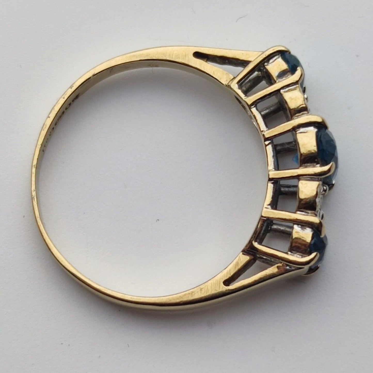9ct Yellow Gold Ring Blue Topaz White Diamonds Gemstones Ring Size: L 1/2