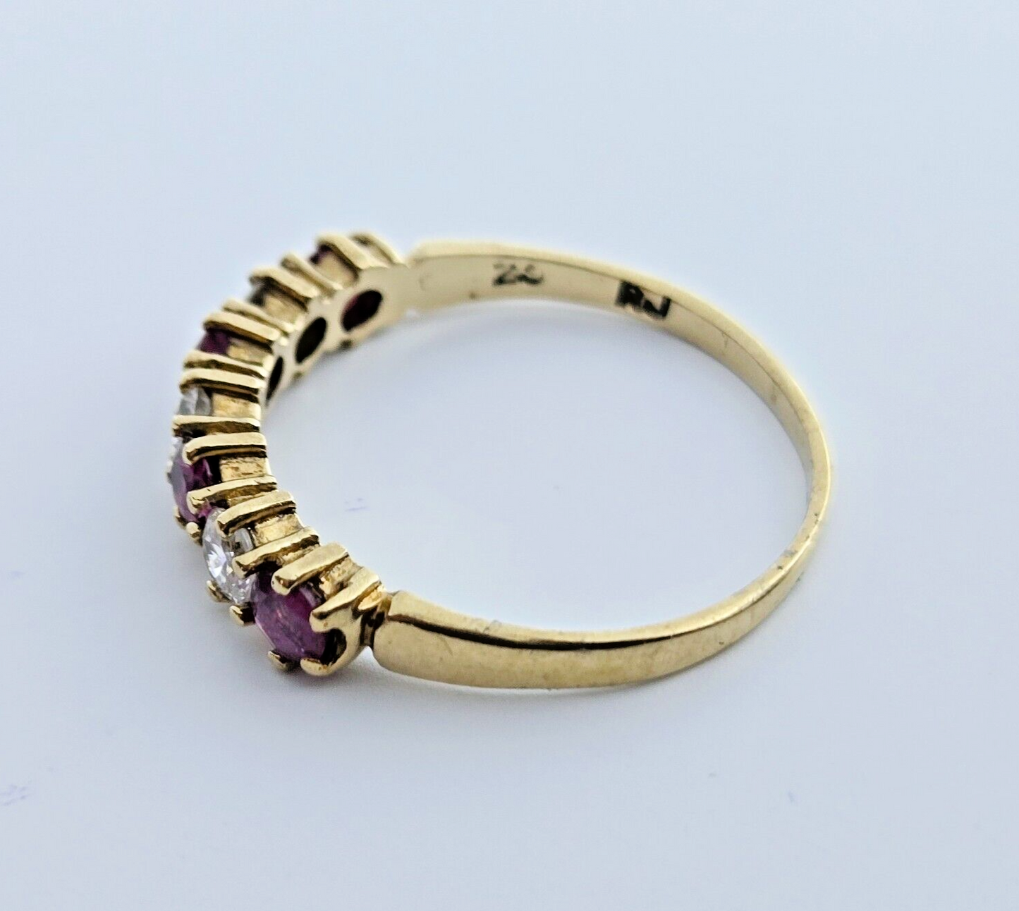 9ct Yellow Gold Ring Round Purple Garnets and Diamond Gemstones Ring Size O 1/2
