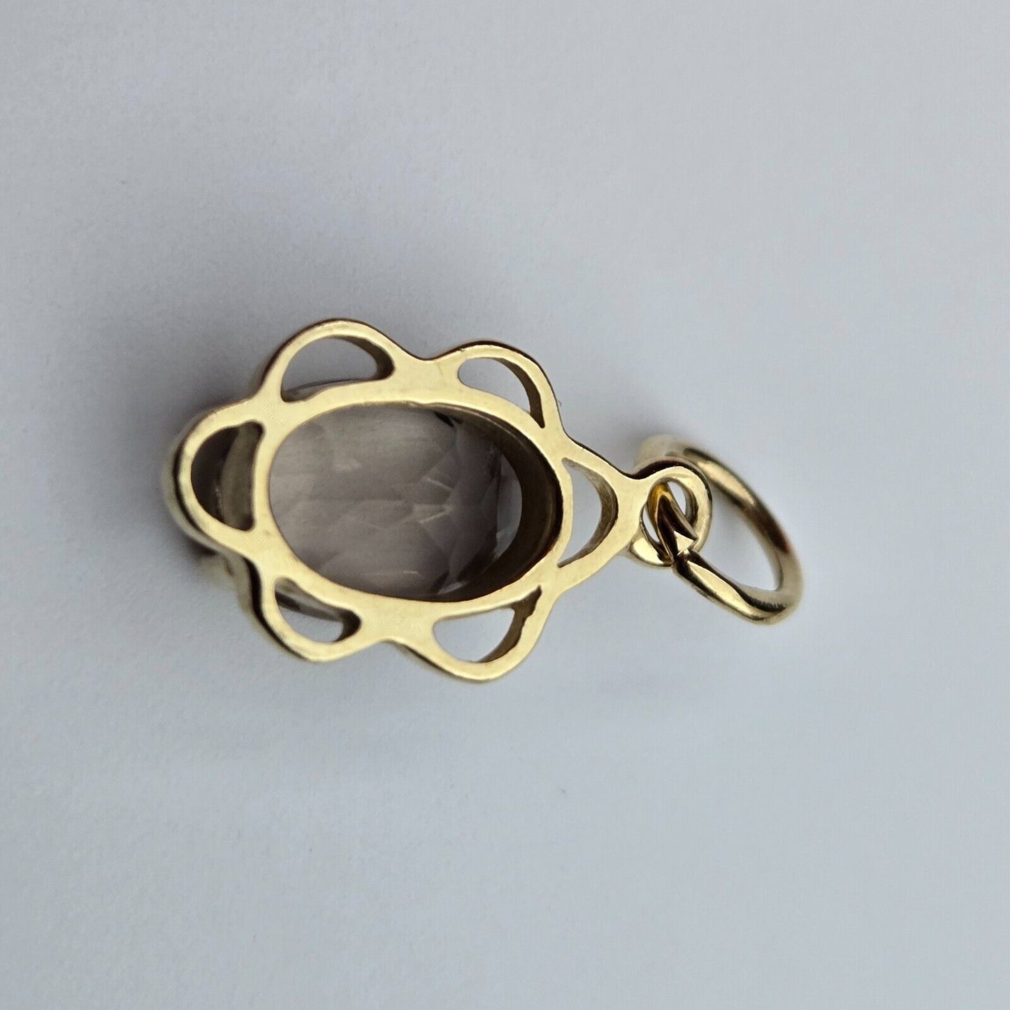 9ct Yellow Gold Oval Pendant Smokey Quartz Gemstones Size 19mm x 9mm