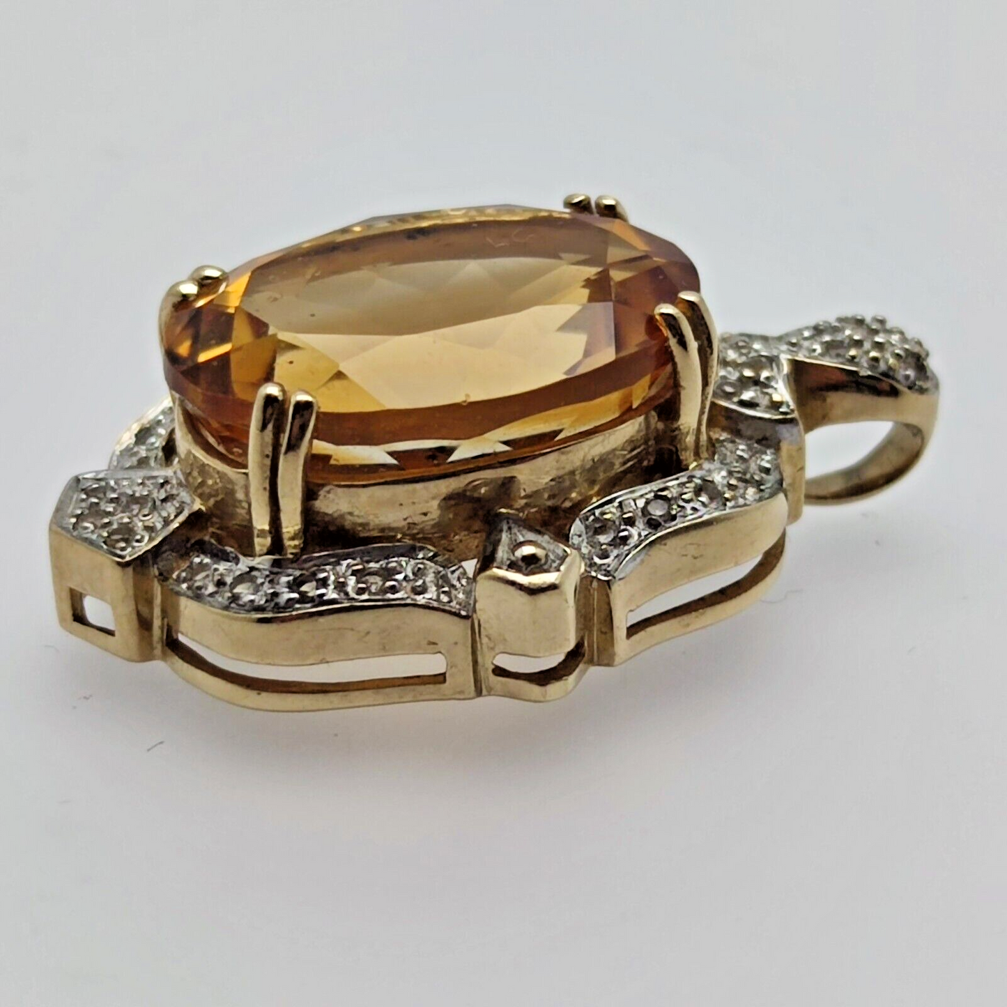9ct Gold Pendant Yellow Citrine and Diamonds Natural Gemstones Size: 32mm x 22mm