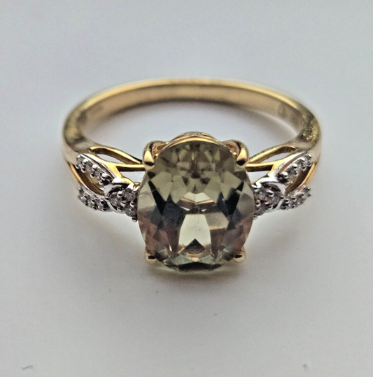 18ct Gold Yellow Ring Yellow Oval Citrine & Diamonds UK Ring Size N 1/2