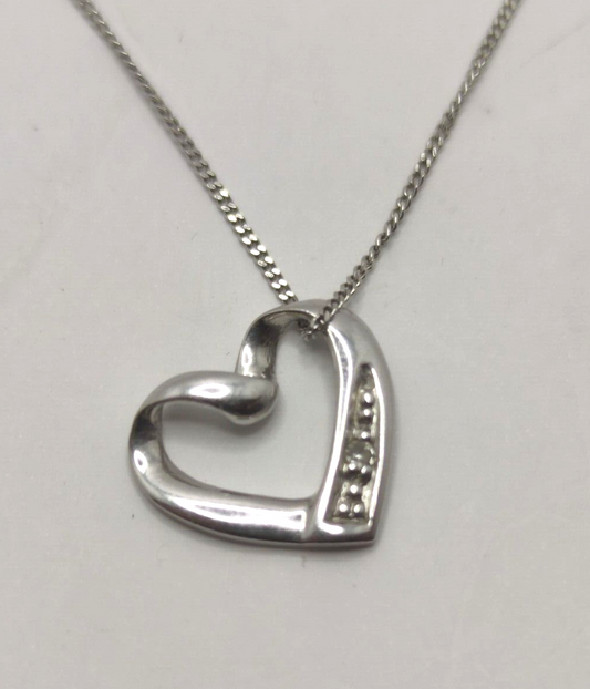 9ct White Gold Heart Pendant Necklace Diamond Pendant & Chain Necklace 24cm Long