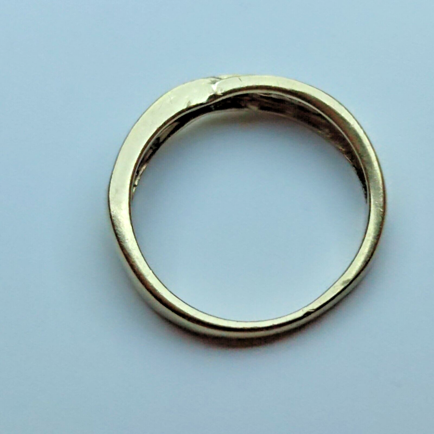 9ct Yellow Gold Diamond Ring Colourless Gemstones Crossover Band UK Ring Size K