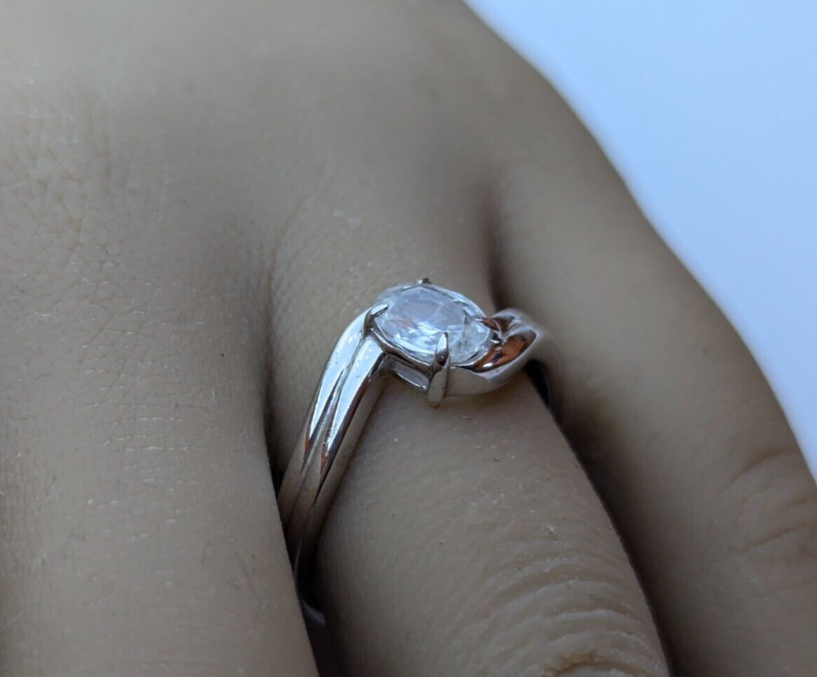 Silver Ring White Zircon 925 Sterling Silver Crossover Band Ring Size R 1/2