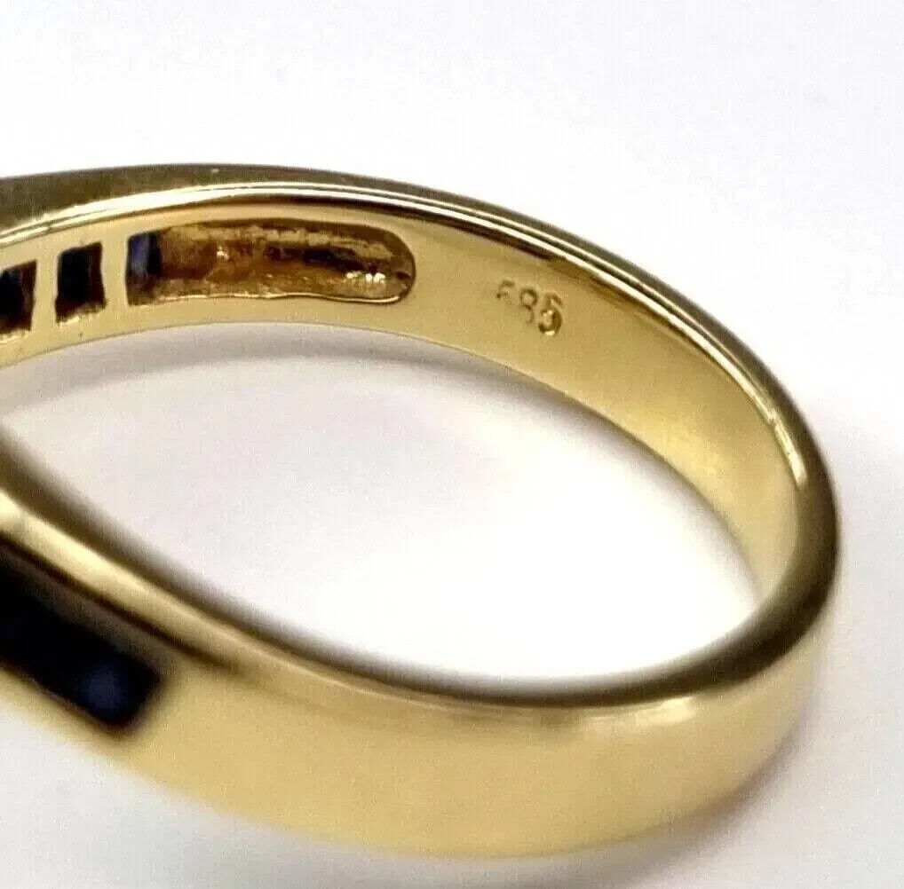 14ct Yellow Ring Sapphire and Diamond Gold Ring UK Ring Size O 1/2