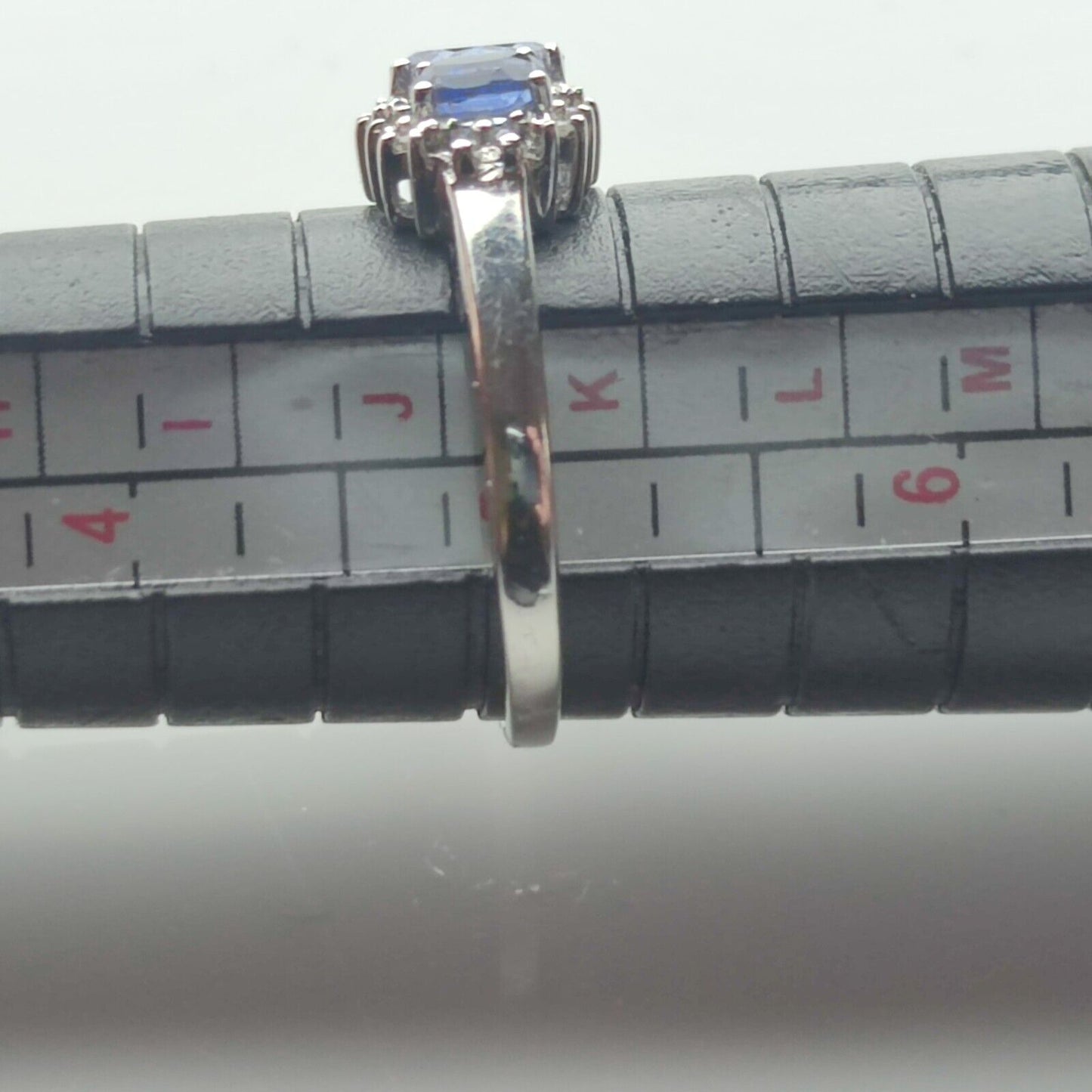 9ct White Gold Ring Blue Tanzanite and Diamonds Prong Setting Ring Size J 1/2