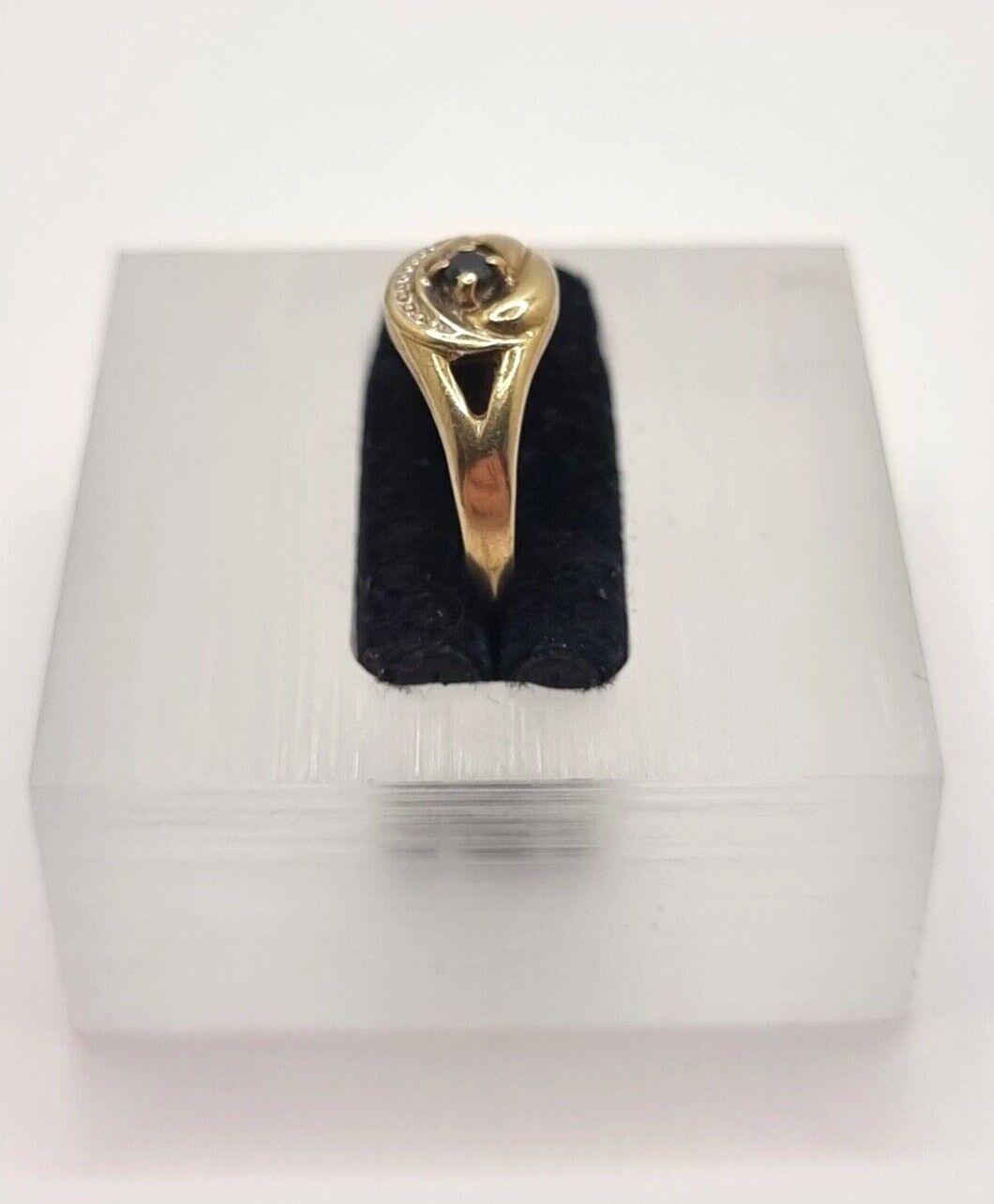 9ct Yellow Gold Ring Blue Sapphire and Diamonds UK Ring Size P 1/2