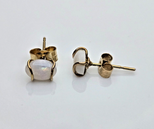 9ct Yellow Gold Stud Earrings White Oval Stones 375 Hallmarked