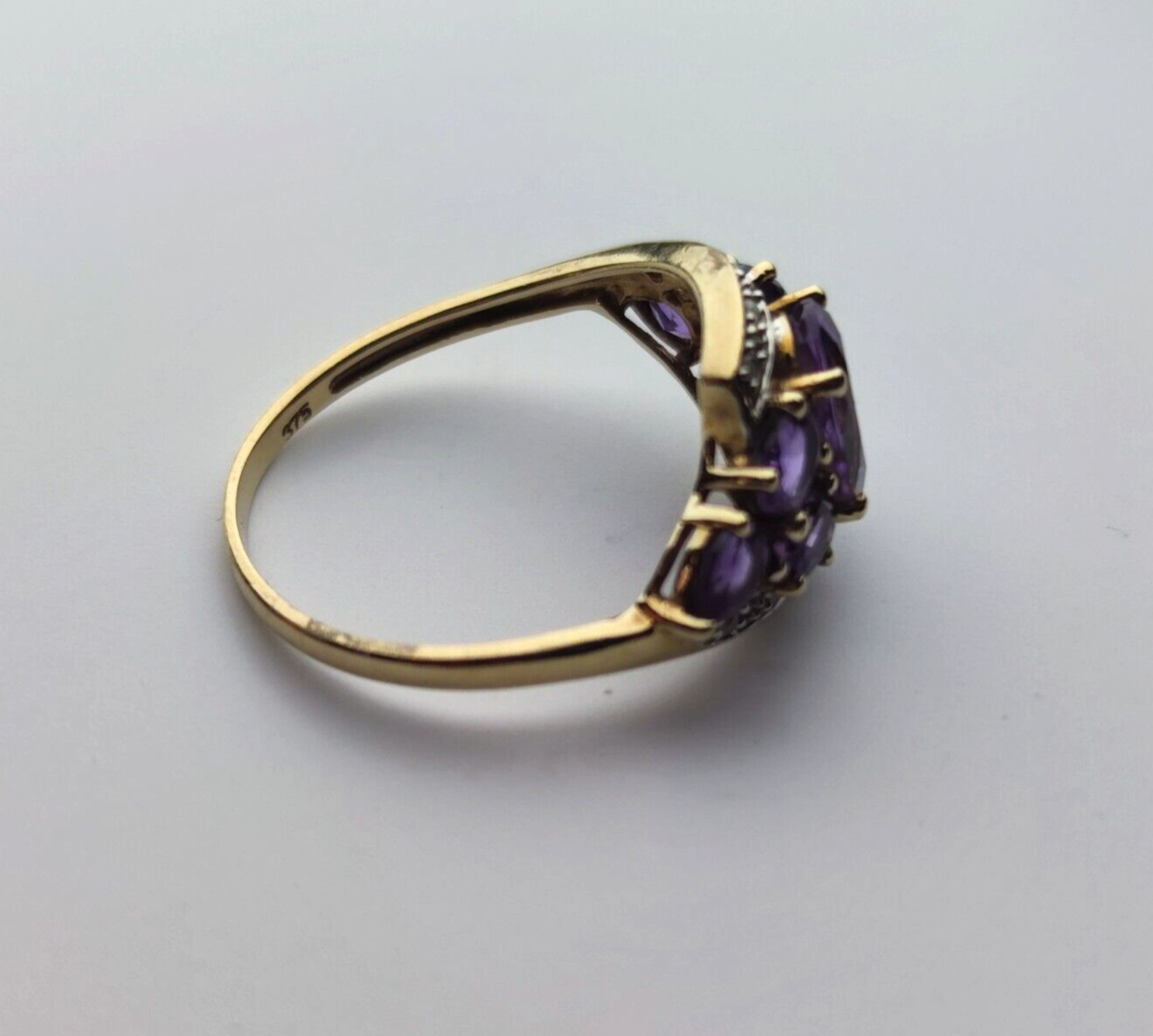9ct Yellow Gold Ring Purple Amethyst White Diamonds Gemstones Ring Size: P