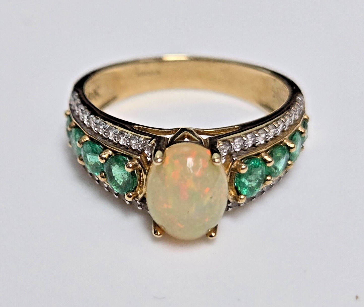 9ct Yellow Gold Ring Green Emerald Ethiopian Opal & Spinel UK Ring Size T
